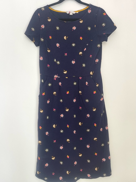 Boden Dresses & Skirts - BODEN Cotton Floral Dress